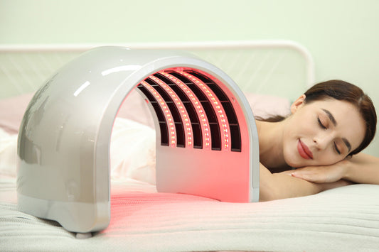 What Is Red Light Therapy? A Beginner's Guide to Its Benefits and Uses